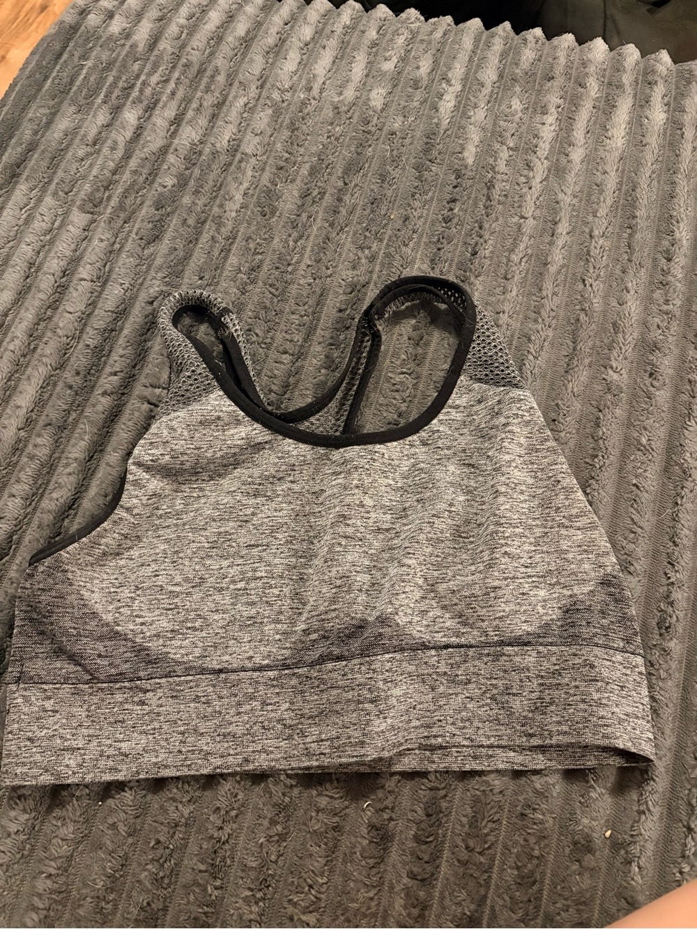 Gray Sports Bra - Comfortable Seamless Support